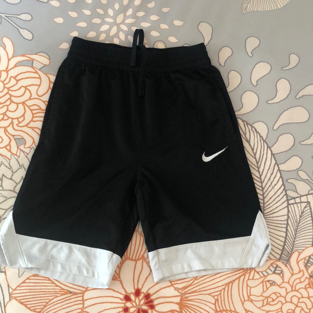 Athletic shorts